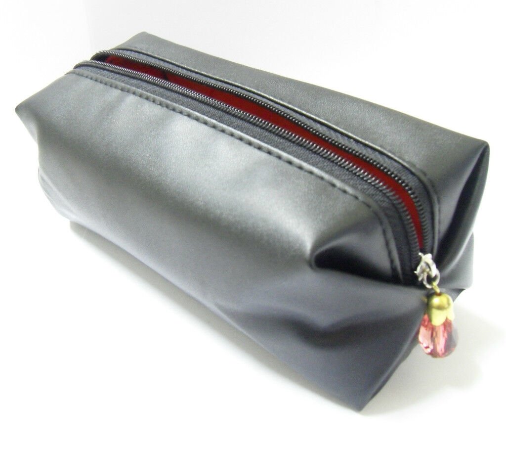 Black Cosmetic/Make-Up Bag 100% Polyester Stylish Compact 160 x 65 x 65